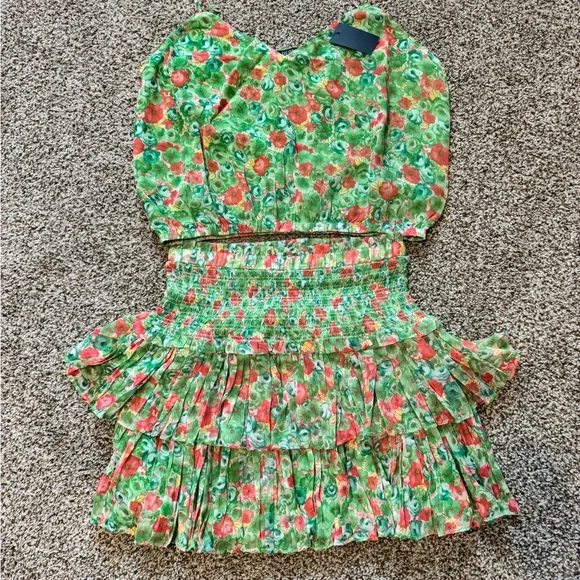 RESET by JANE•Green Rose Shanae Bubble Camisole&Tiered Ruffle Mini Skirt Set - Picture 5 of 9